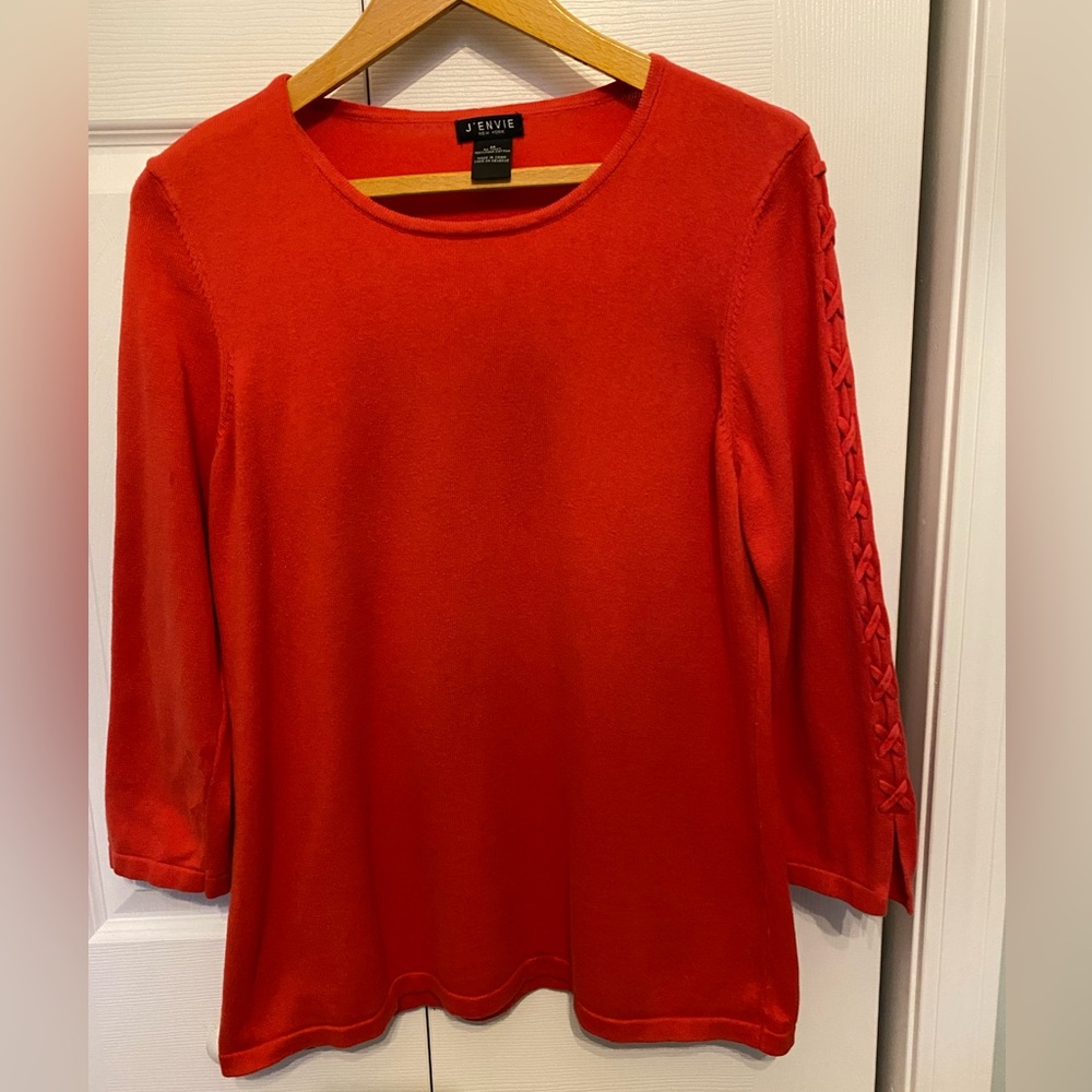 J’ENVIE  Red Long Sleeve knit top.  Machine washable on delicate.